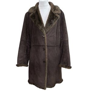 UTEX Women’s Vintage Penny Lane Style Brown Coat. Size Large